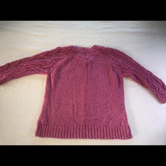 3/$20 or 5 for $25 Bundle Sale❗️One PINK Cable Knit Sweater Sz L - So Soft❗️ - Picture 4 of 5